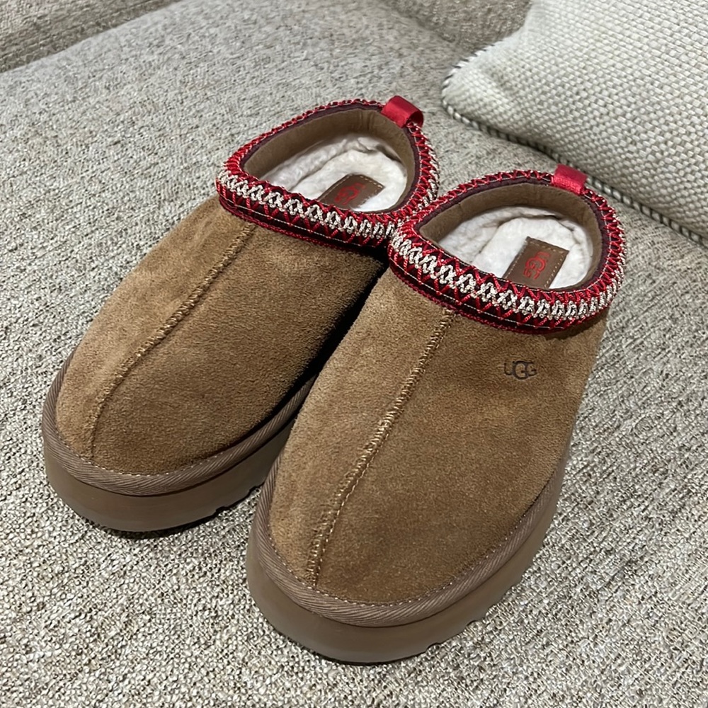 Kid Ugg Tazz platform slipper